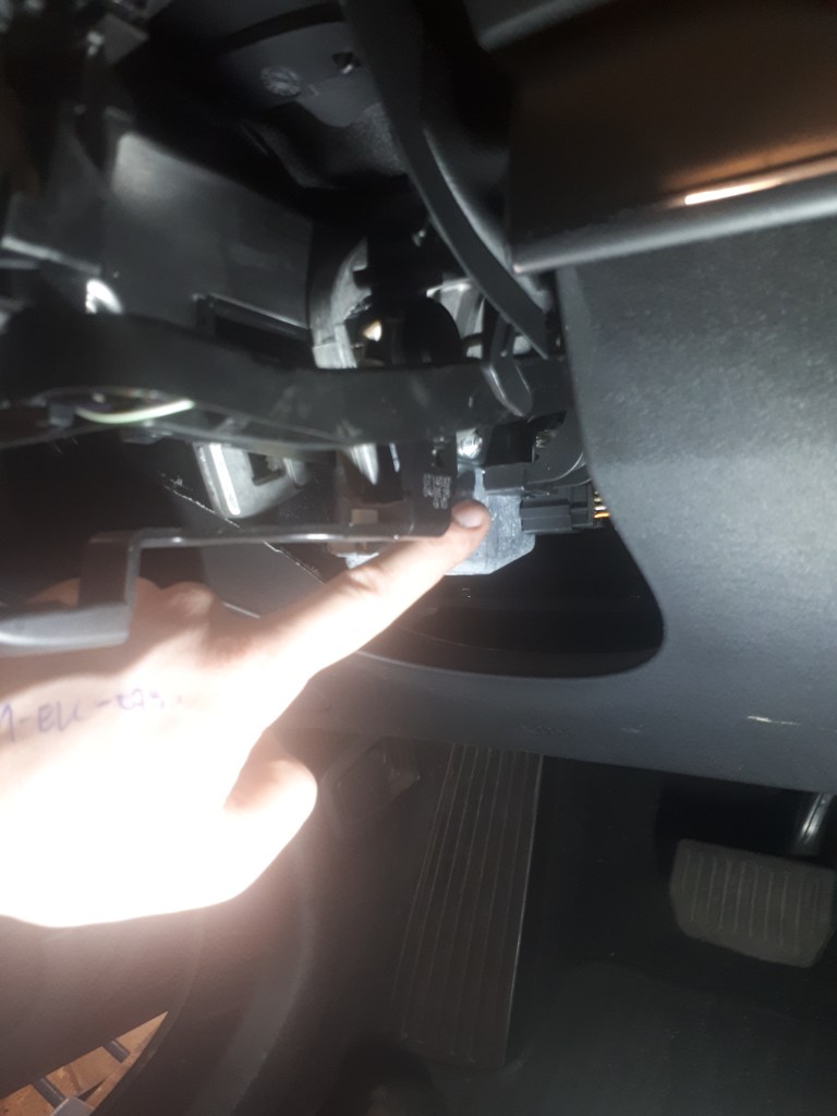 Afbeelding met persoon, binnen, man
Automatisch gegenereerde beschrijving