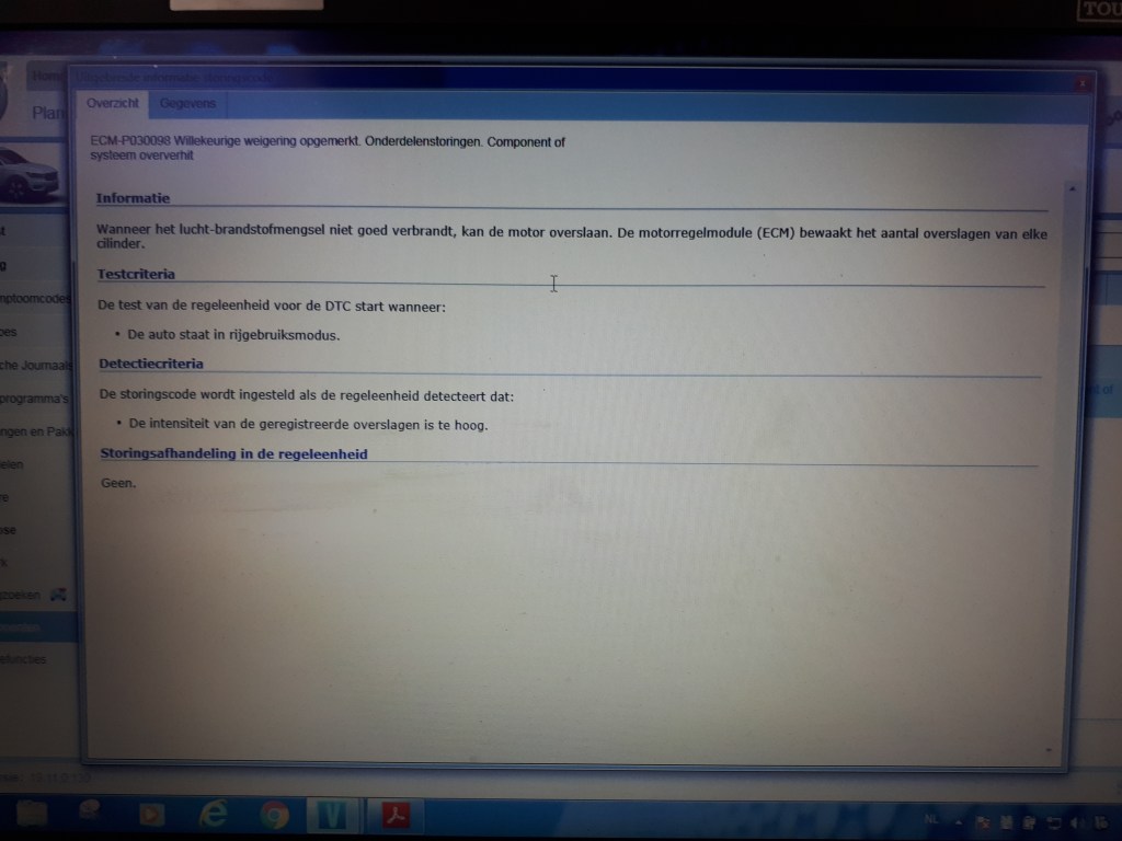 Afbeelding met computer, binnen, bureau, tekst
Automatisch gegenereerde beschrijving